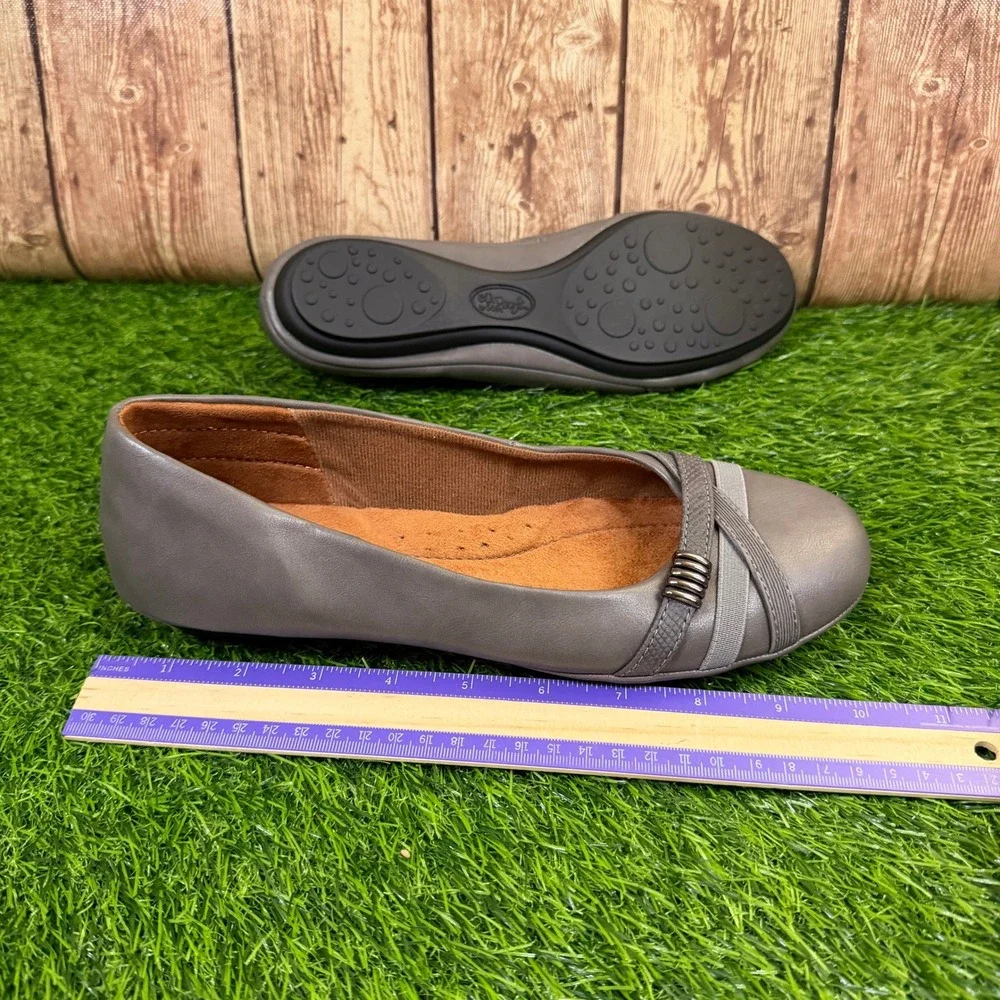 Eurosoft by Sofft Ballet Flats Womens Size 9 Medium Grey Crisscross Strap Detail
